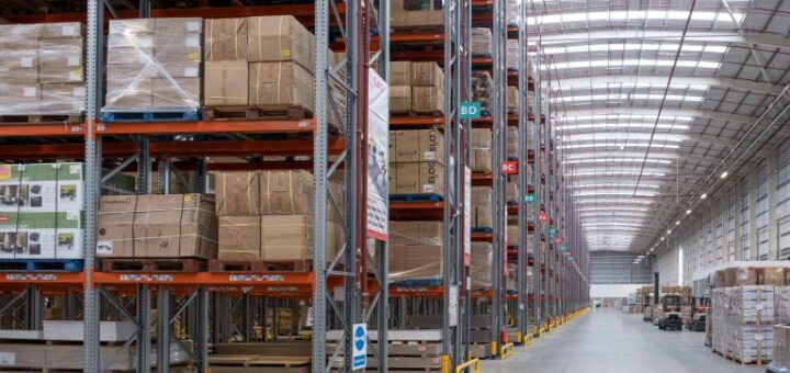 Sezónní logistika B&Q posílena novým centrem