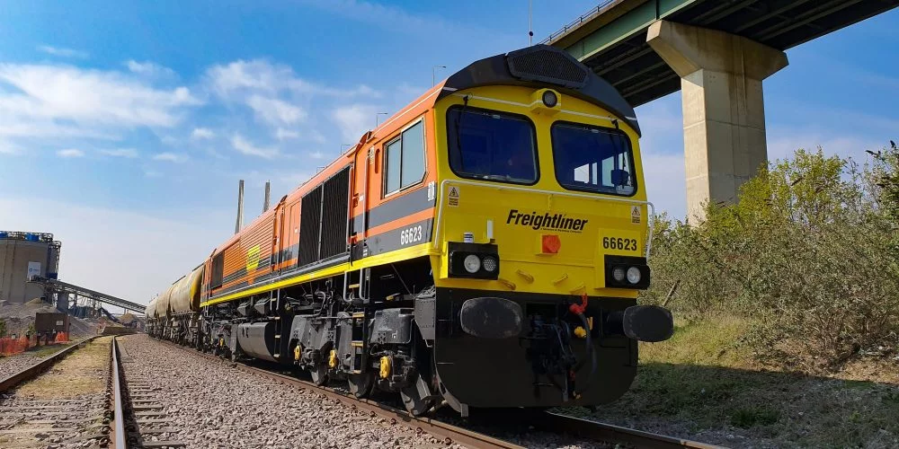 CMA CGM získává Freightliner Intermodal