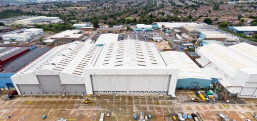 Luton letiště otevře konsolidační centrum