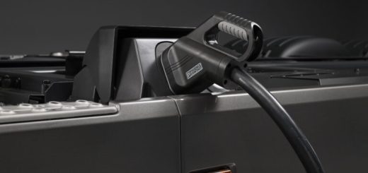 Připraveni na revoluci v elektromobilech?