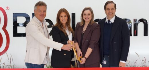 Crick spojuje logistiku H&M s další automatizací skladu
