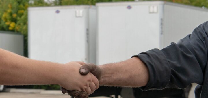 Akvizice RXO ukazuje, jak se logistika mění díky AI a škále
