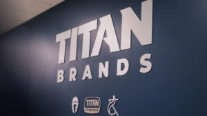 Propojené řízení posiluje odolnost distribuční sítě Titan Brands