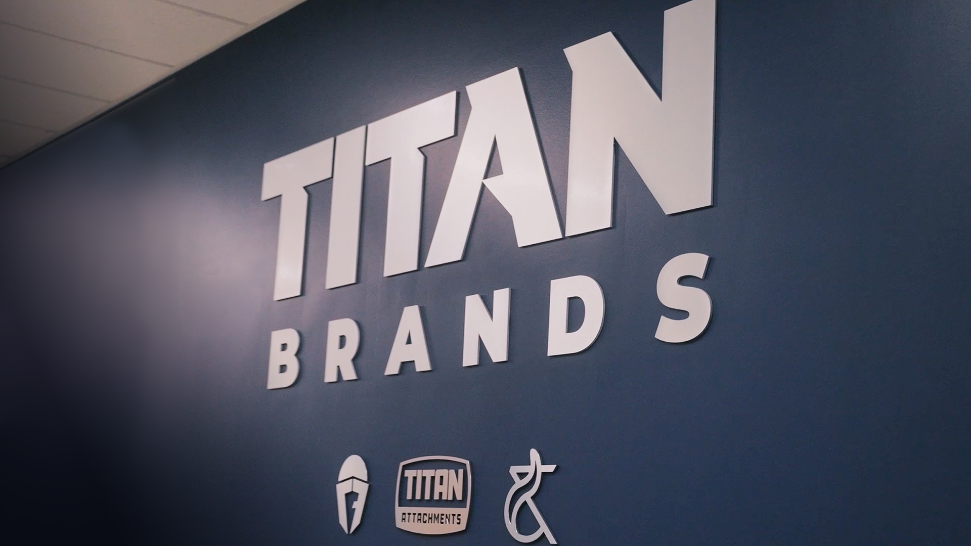 Propojené řízení posiluje odolnost distribuční sítě Titan Brands